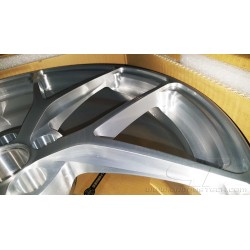 BC Forged 18" monoblock alloy wheels